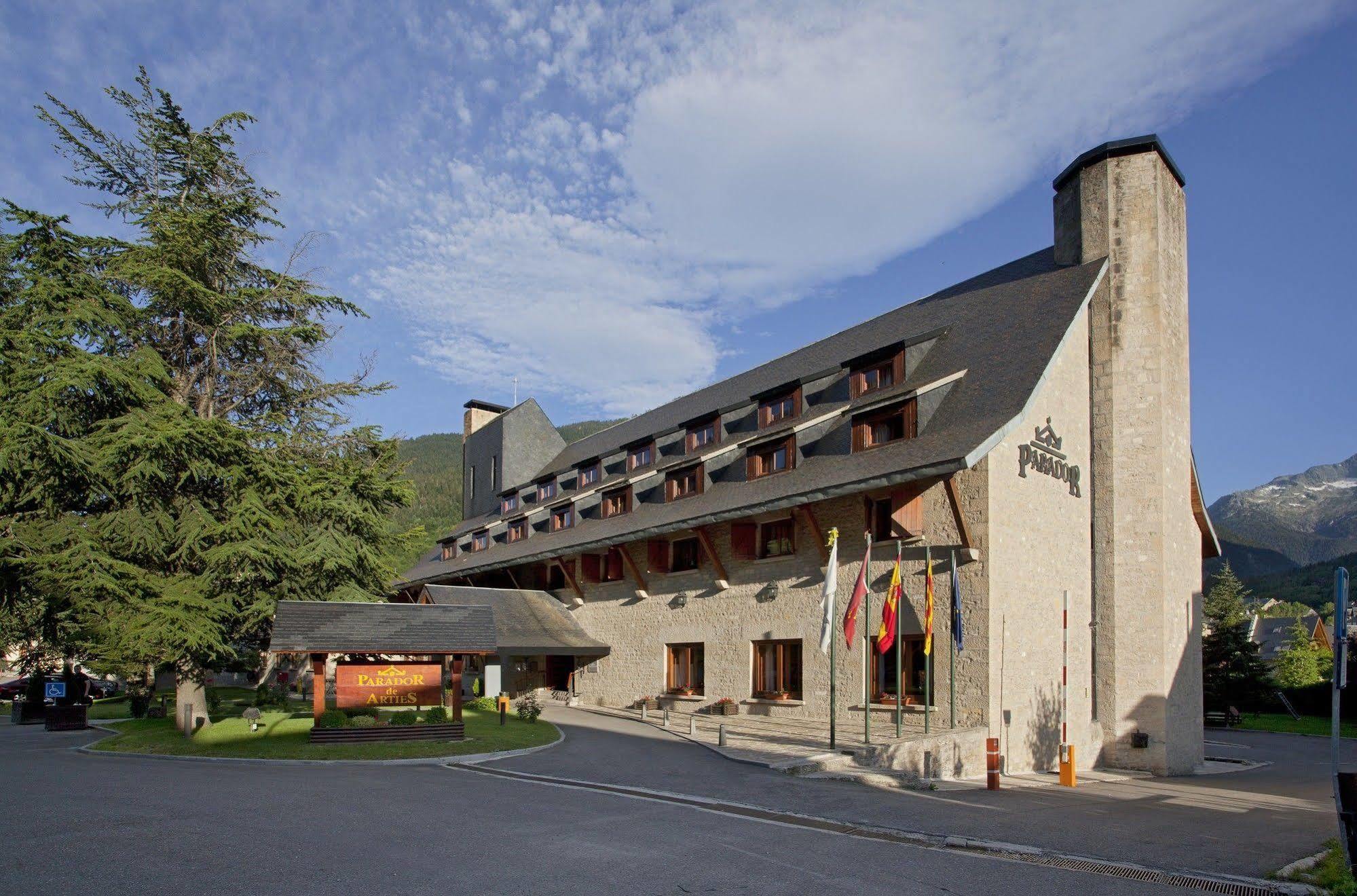 Parador De Arties Kültér fotó